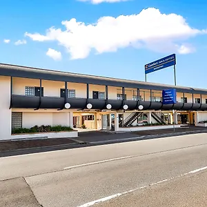 Comfort & Manhattan Hotel Adelaide